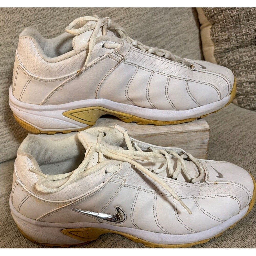 NIKE VXT WHITE/ SILVER  MEN'S  CROSS  TRAINER  SHOE SIZE 13Chunky